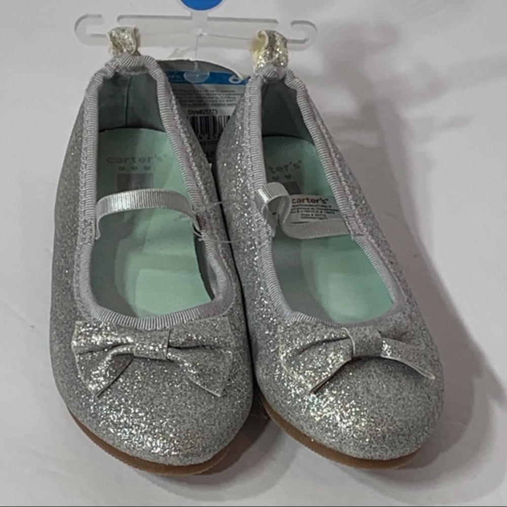 NWT Carter’s Silver Glitter Ballet Flats with a Bow and Strap Embellishment‎